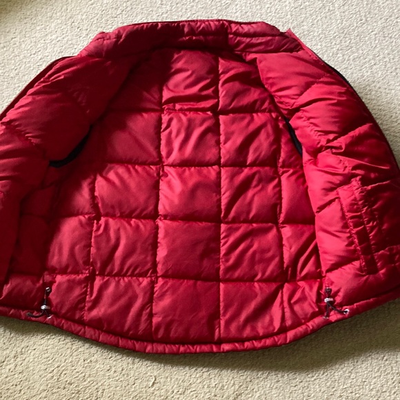 L.L. Bean Blue and Red Down Feather reversible Puffer Vest Small - Picture 3 of 7